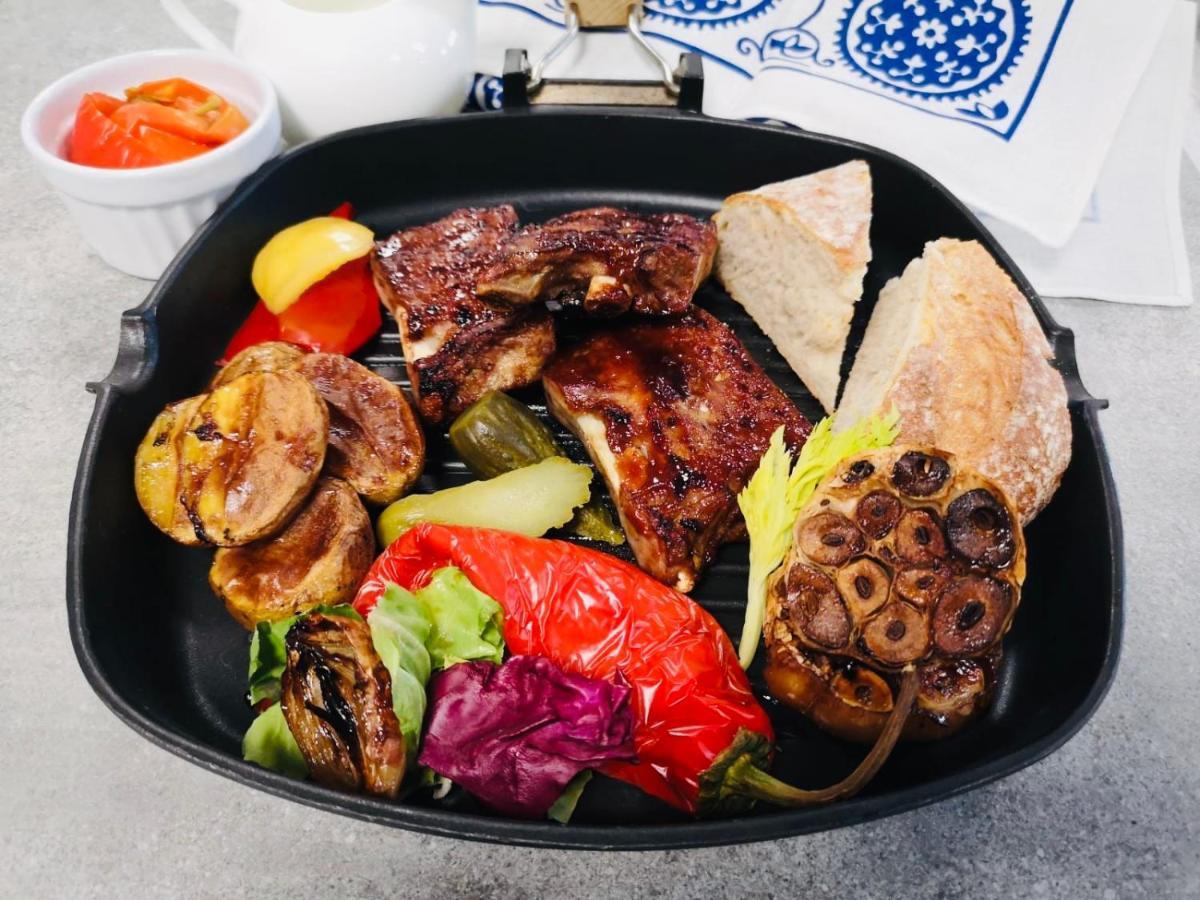 Penzion Bebek Filakovo Exteriör bild