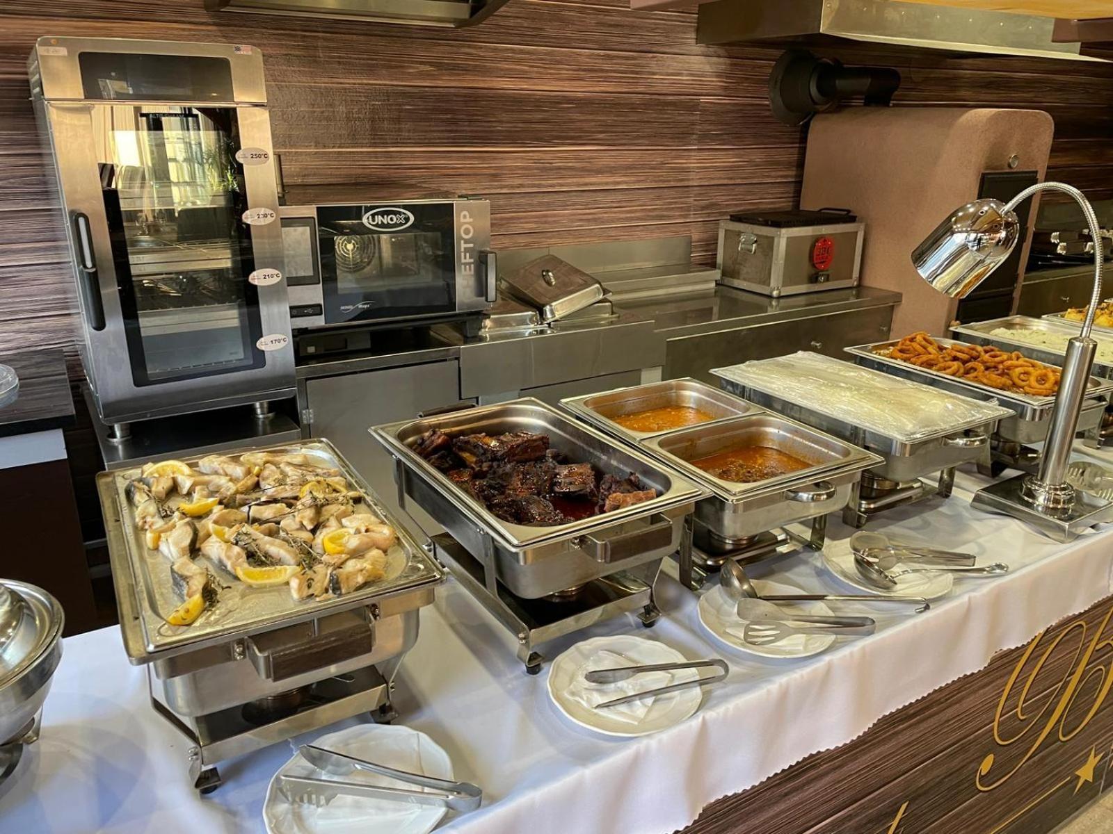 Penzion Bebek Filakovo Exteriör bild