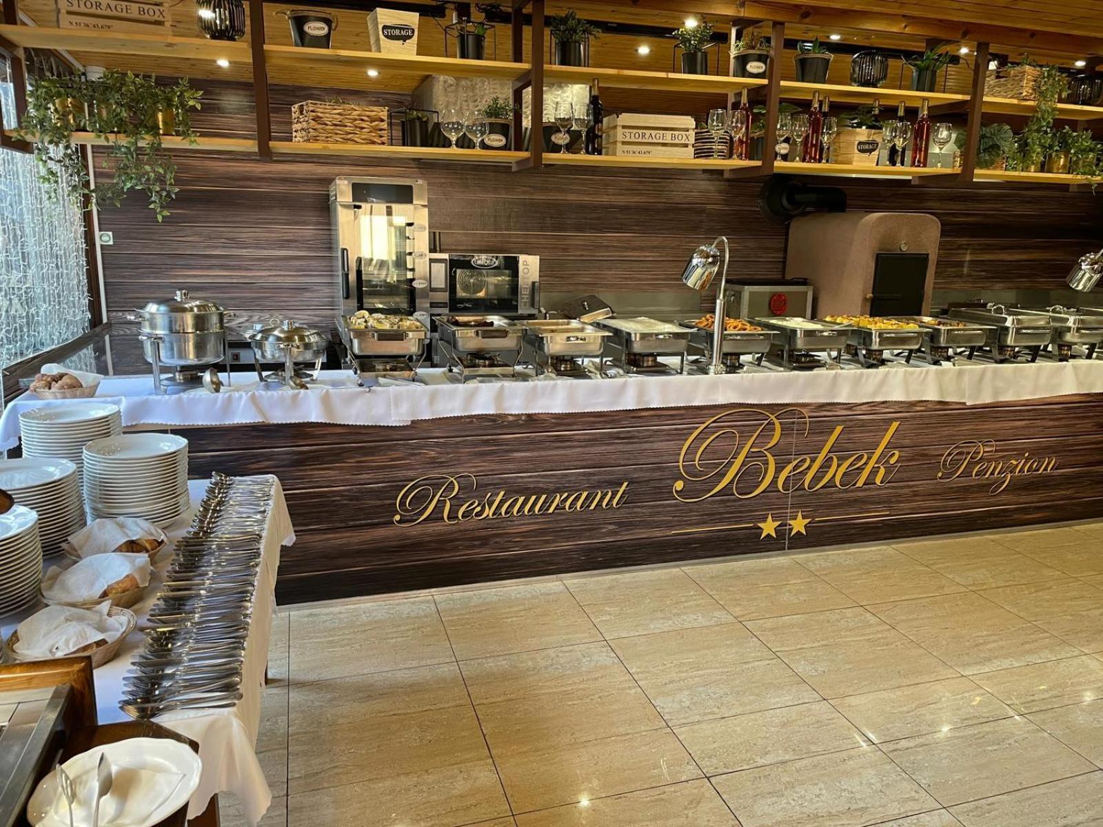 Penzion Bebek Filakovo Exteriör bild