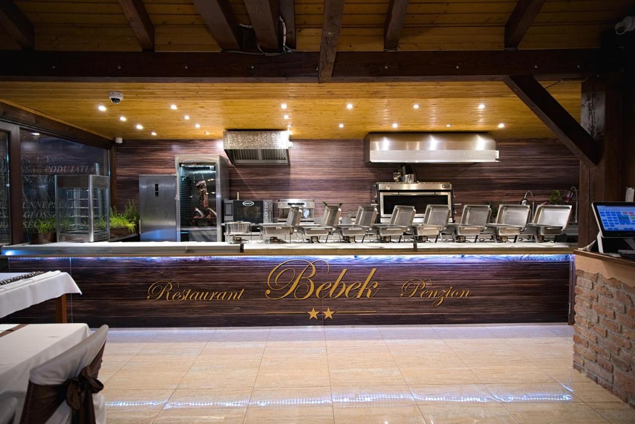 Penzion Bebek Filakovo Exteriör bild